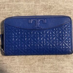 Tory Burch wallet